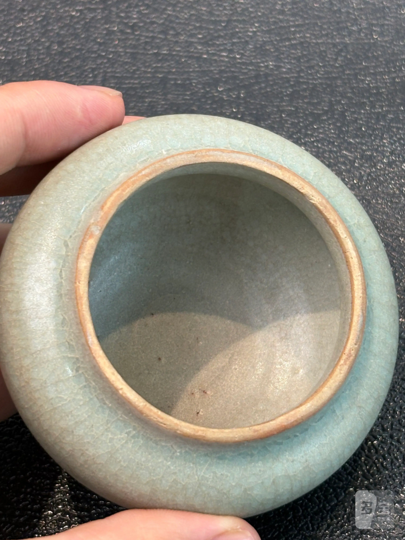 明 龙泉窑荷叶盖罐 - 图10